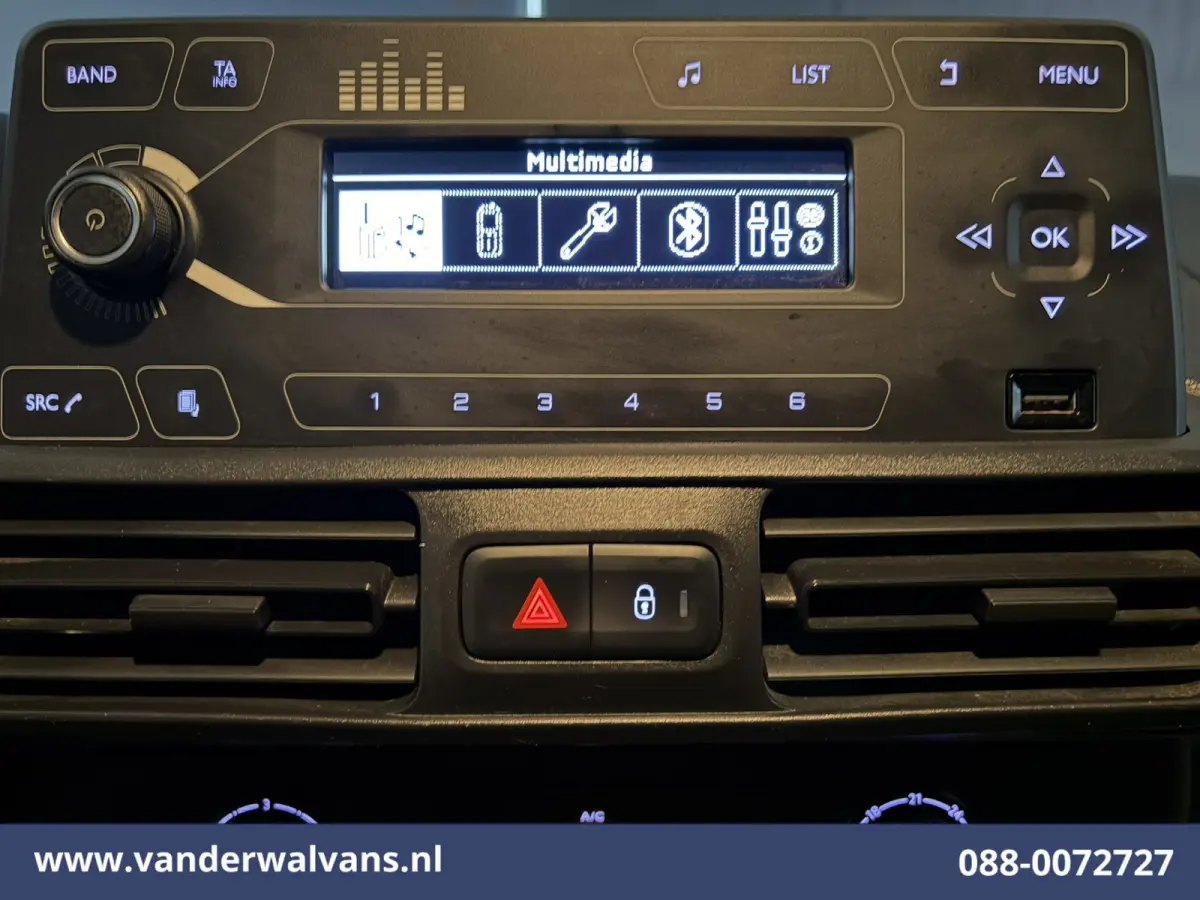 1.5D 102pk L1H1 Euro6 Airco | Trekhaak | Cruisecontol | Parkeersensoren Bluetooth telefoonvoorbereiding