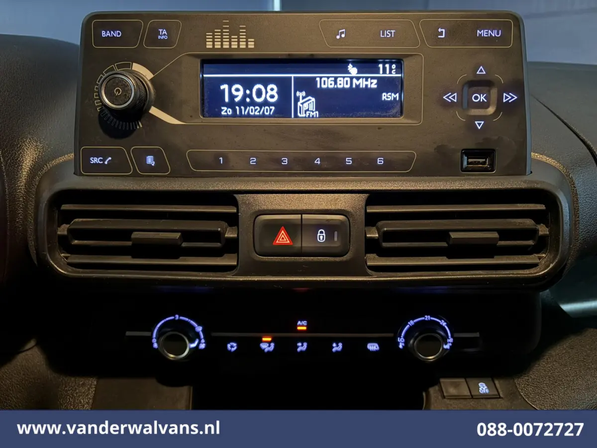 1.5D 102pk L1H1 Euro6 Airco | Trekhaak | Cruisecontol | Parkeersensoren Bluetooth telefoonvoorbereiding