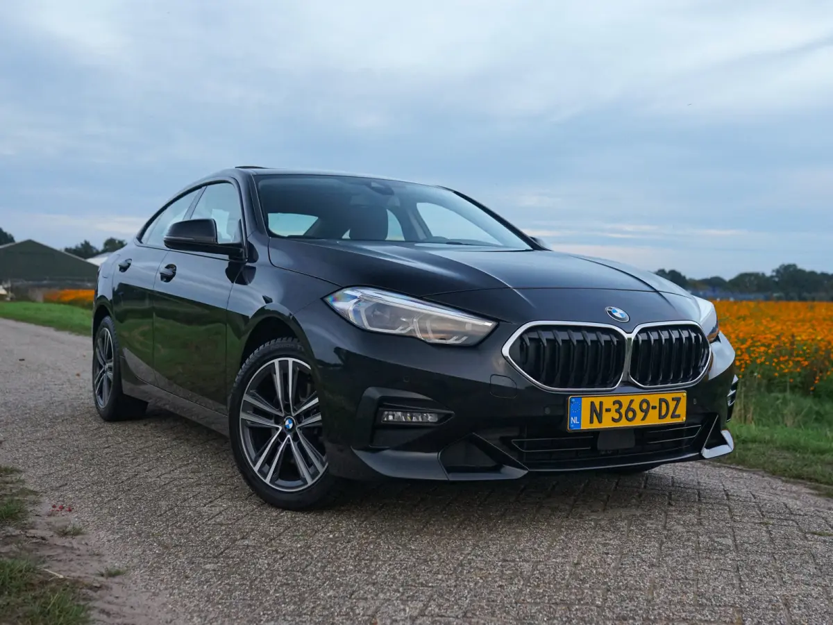 218i Sport Line Aut. l Pano l LED l HiFi l Sportstoelen