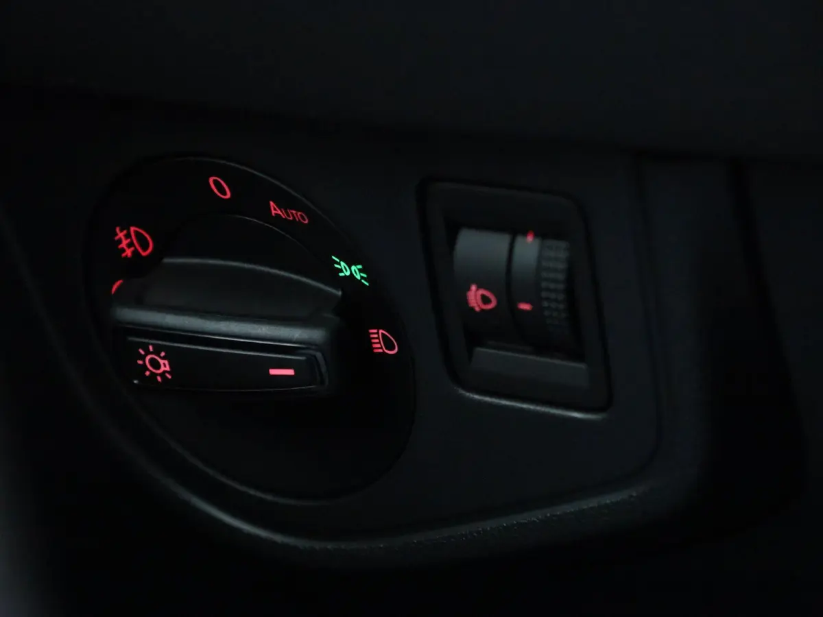 1.0 TSI R-Line Edition Volkswagen Polo