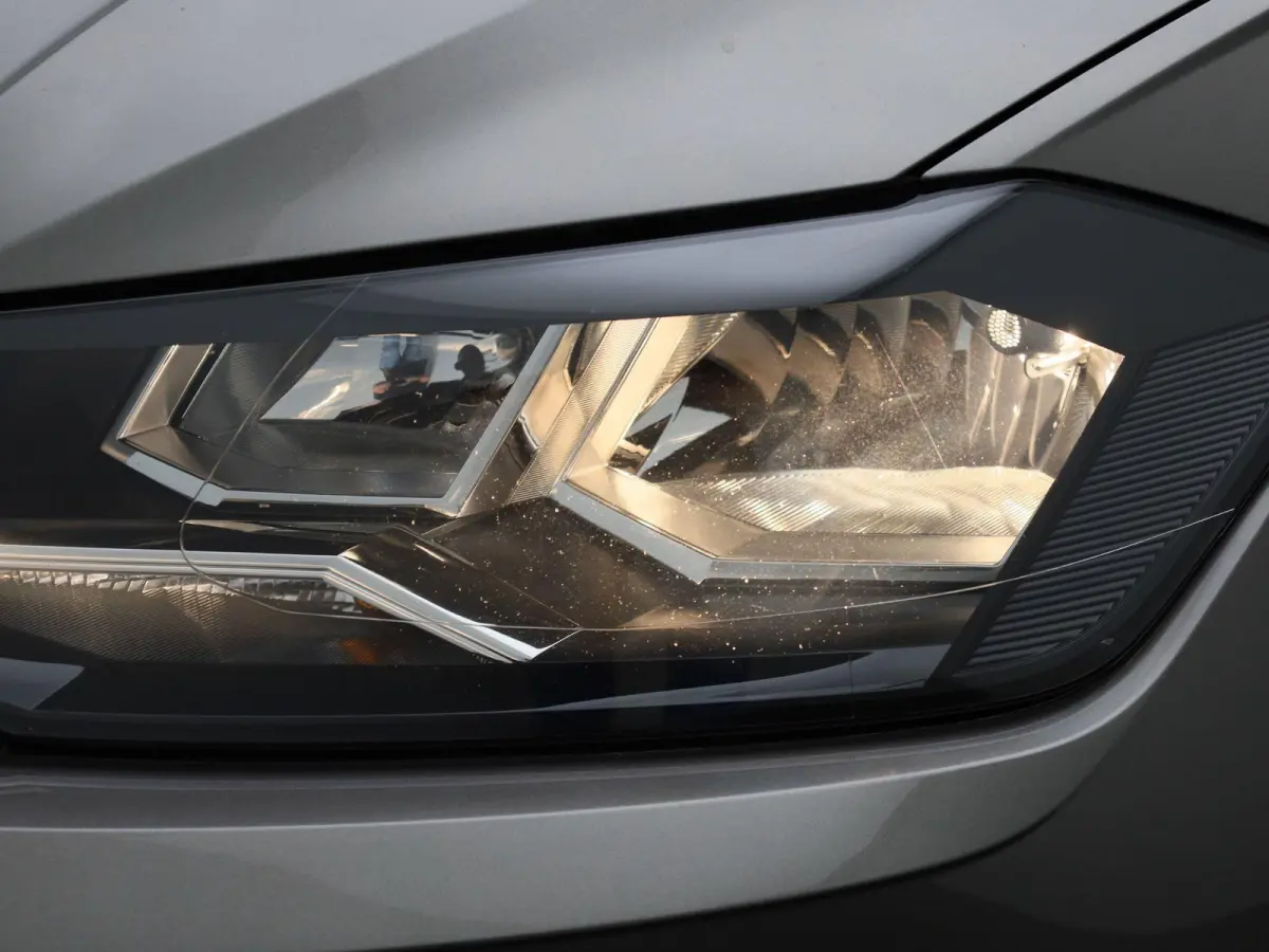 1.0 TSI R-Line Edition Volkswagen Polo