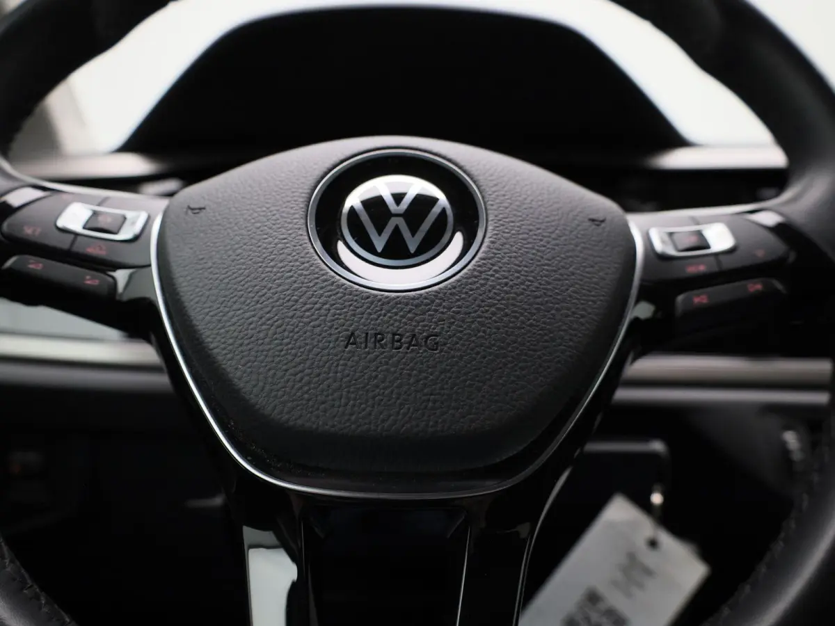 1.0 TSI R-Line Edition Volkswagen Polo
