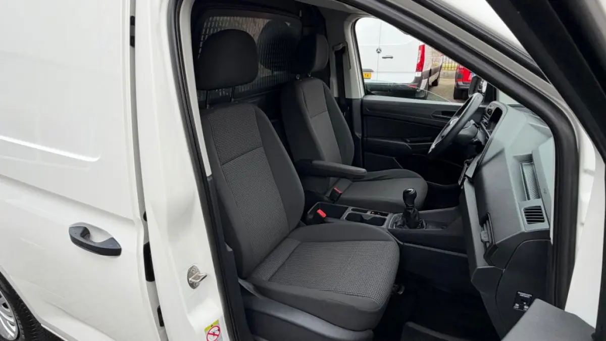 2.0 TDI 55KW 75PK EURO 6 AIRCO/ CRUISE CONTROL/ ORIGINEEL AUDIO/ 100% DEALERONDERHOUDEN