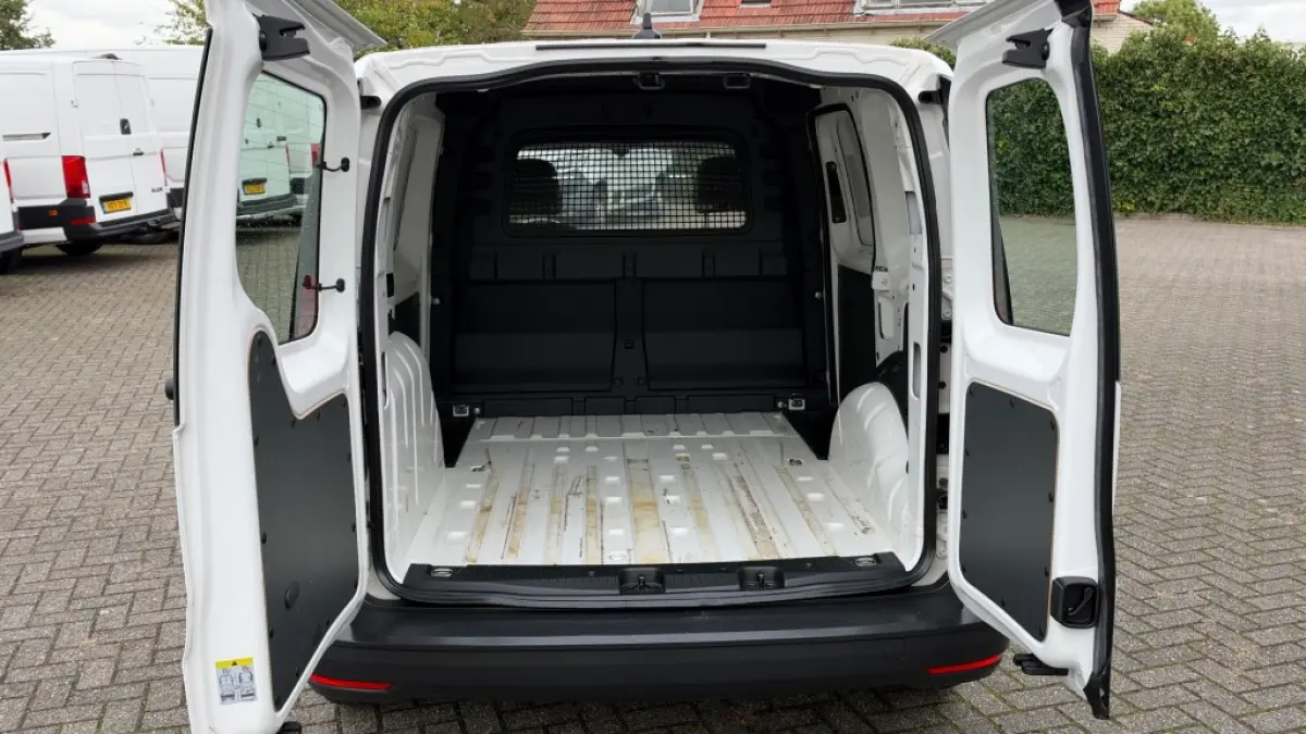 2.0 TDI 55KW 75PK EURO 6 AIRCO/ CRUISE CONTROL/ ORIGINEEL AUDIO/ 100% DEALERONDERHOUDEN