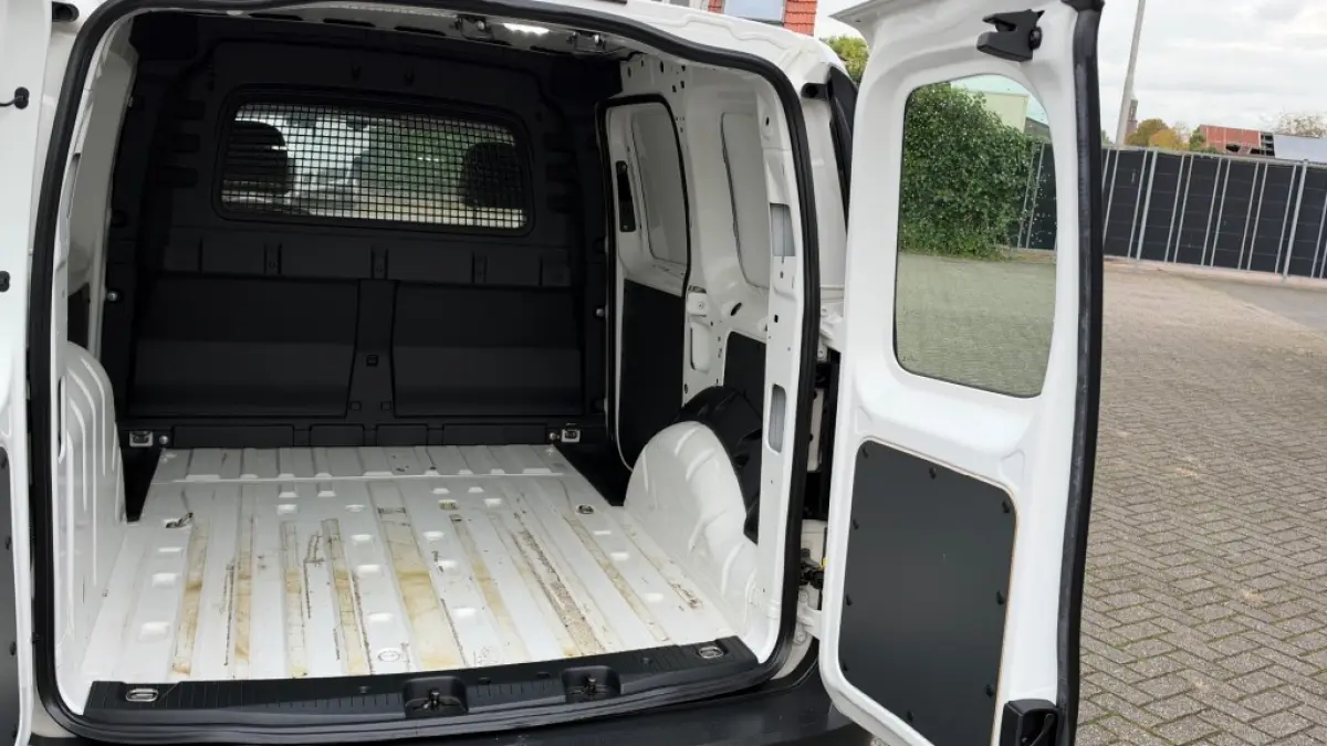 2.0 TDI 55KW 75PK EURO 6 AIRCO/ CRUISE CONTROL/ ORIGINEEL AUDIO/ 100% DEALERONDERHOUDEN