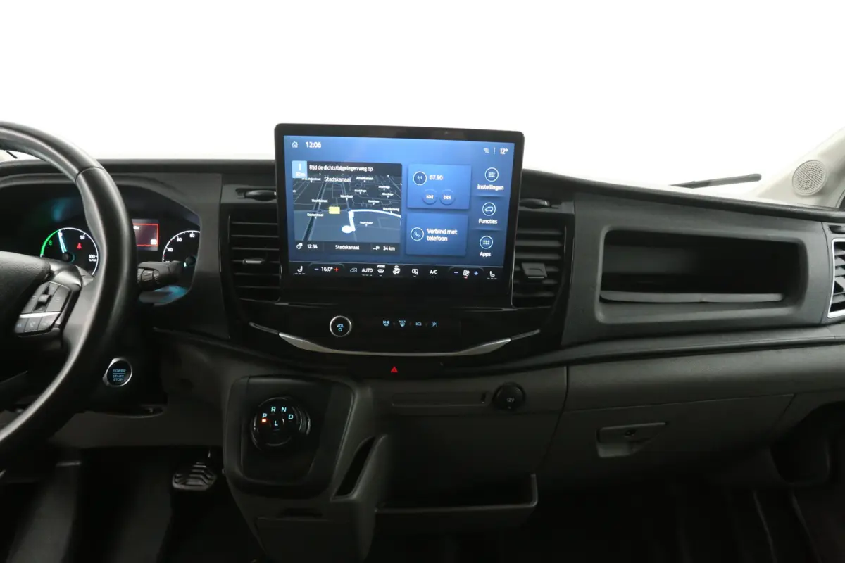 68 kWh L3H2 | Snelladen | SOH 96% | Clima | Cruise | 360° Camera | Carplay | 3 Zits | Navi | Parkeersens.