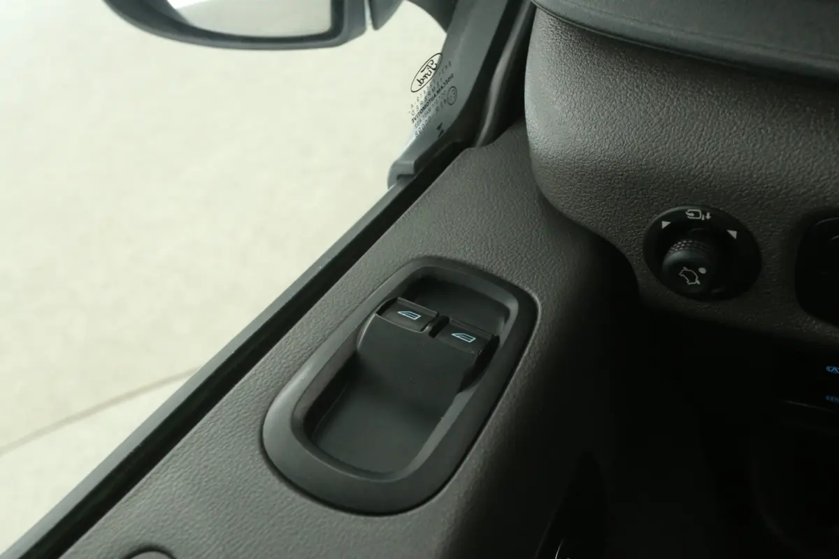 68 kWh L3H2 | Snelladen | SOH 96% | Clima | Cruise | 360° Camera | Carplay | 3 Zits | Navi | Parkeersens.