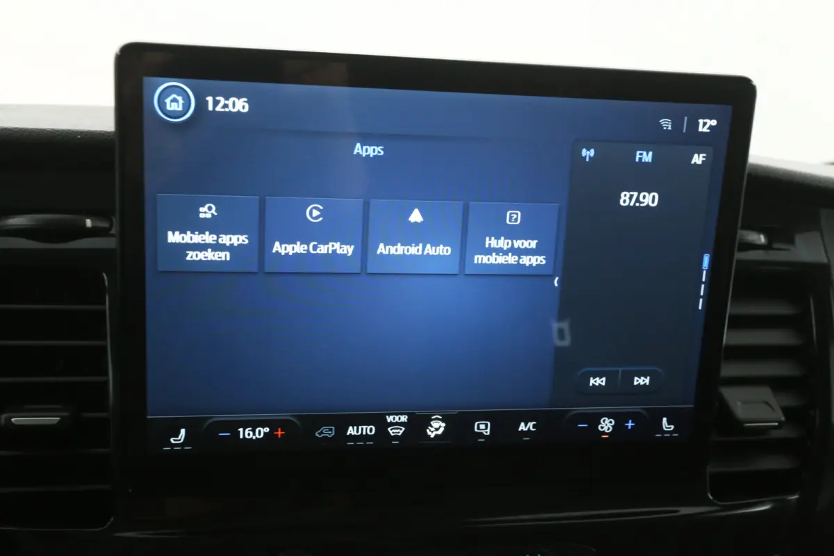 68 kWh L3H2 | Snelladen | SOH 96% | Clima | Cruise | 360° Camera | Carplay | 3 Zits | Navi | Parkeersens.