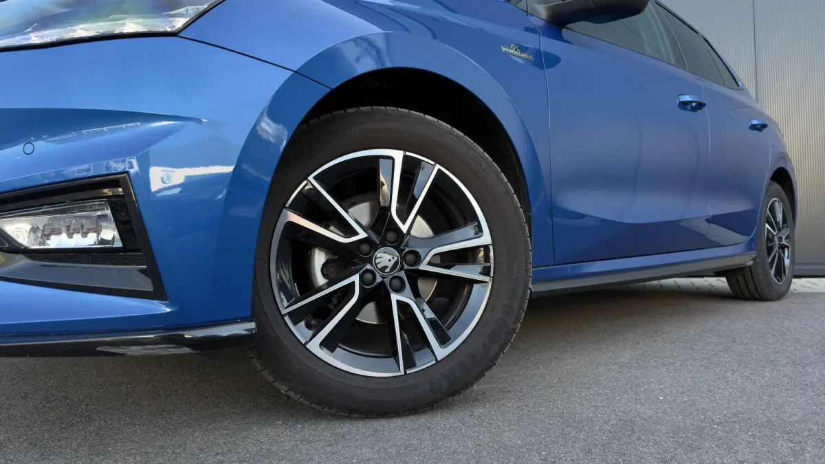 95pk 1.0 TSI Monte Carlo | Cruise Control | Stoelverwarming | Achteruitrijcamera | Carplay | Keyless | 16" |