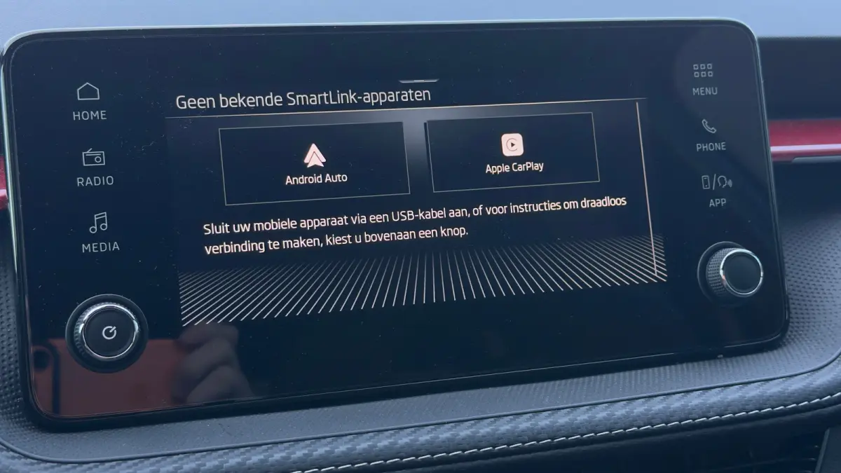 95pk 1.0 TSI Monte Carlo | Cruise Control | Stoelverwarming | Achteruitrijcamera | Carplay | Keyless | 16" |
