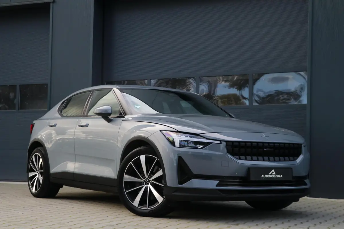 Long Range Dual Motor 78 kWh 409PK AppleCarplay Camera MemoryZetels Thundergrey 118000KM BJ2022