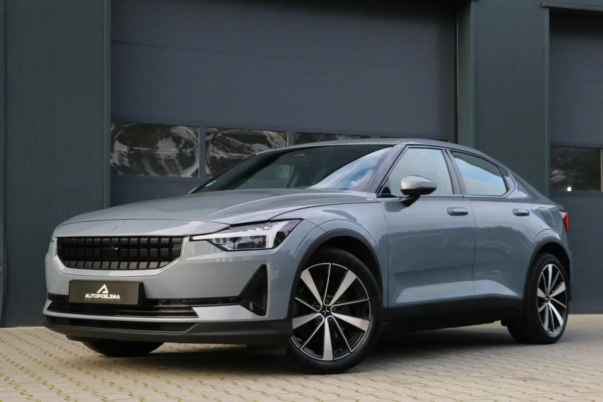 Long Range Dual Motor 78 kWh 409PK AppleCarplay Camera MemoryZetels Thundergrey 118000KM BJ2022