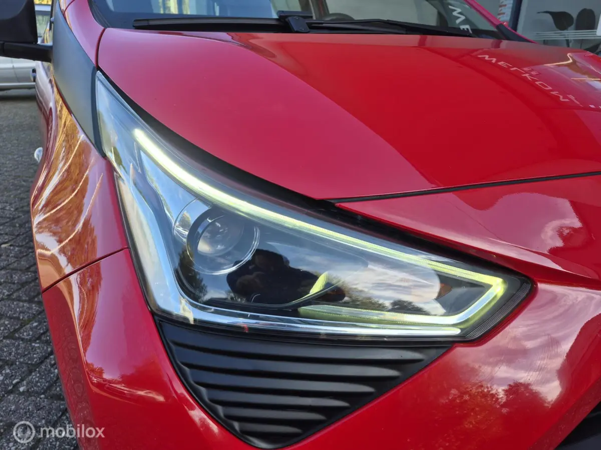 1.0 VVT-i x-fun 5DRS, 2019|Airco|LED