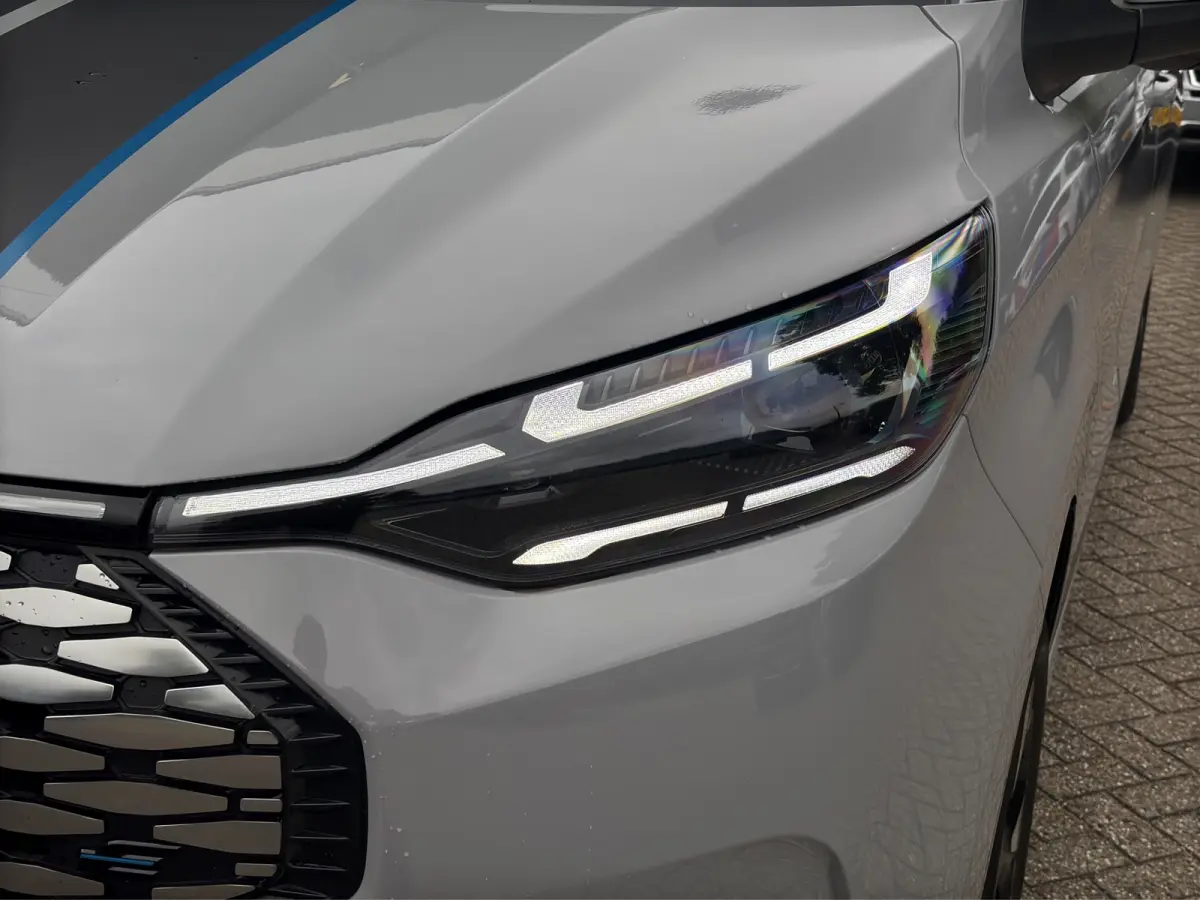 Cust. 340 L2H1 Sport 71 kWh | Elekt. Trekhaak | Adaptive Cruise | Dodehoek Detectie | Stoel / Stuurverwarming