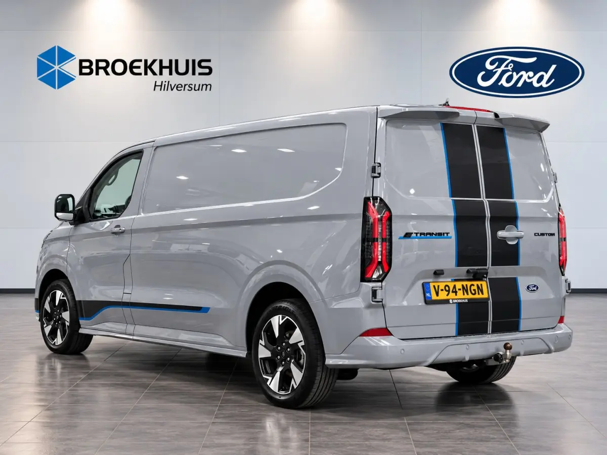 Cust. 340 L2H1 Sport 71 kWh | Elekt. Trekhaak | Adaptive Cruise | Dodehoek Detectie | Stoel / Stuurverwarming