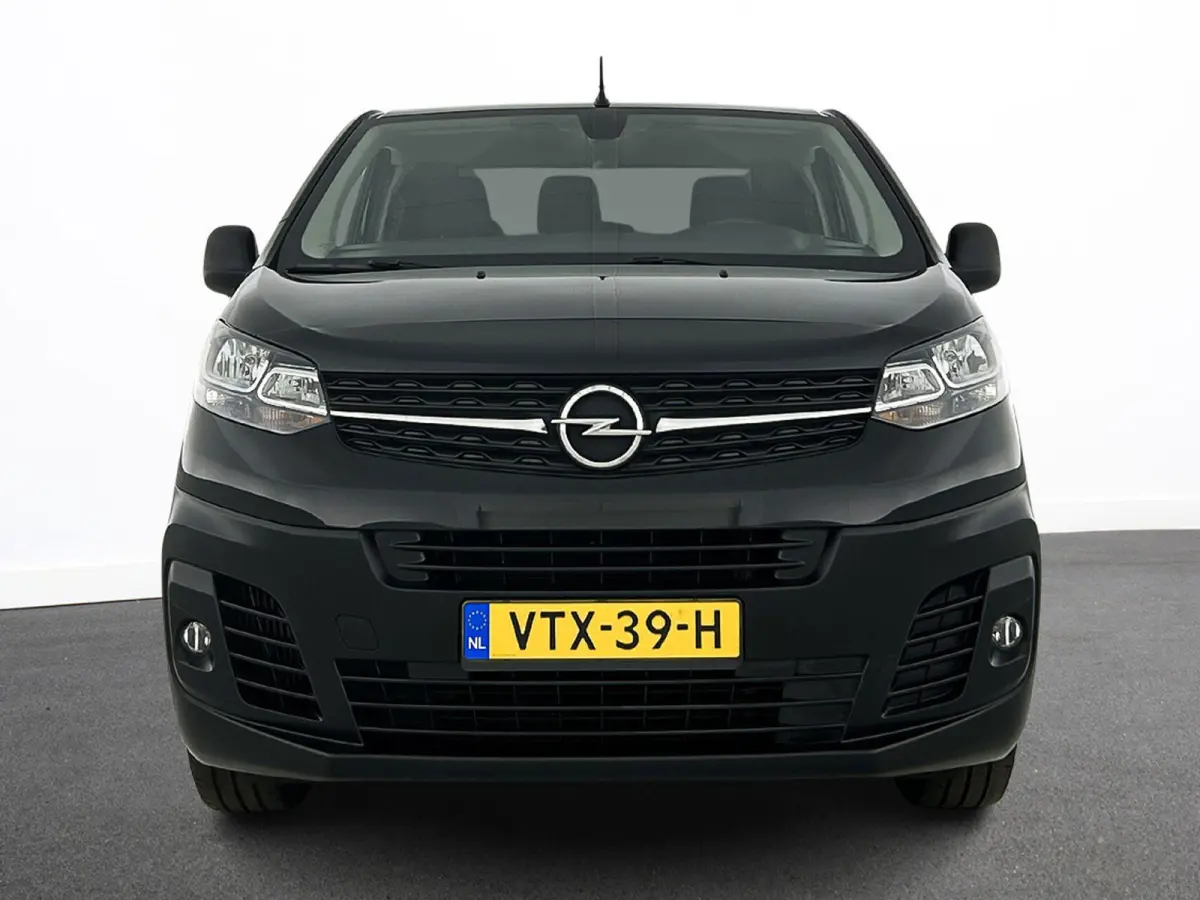 2.0 145pk L3H1 Edition Dubbele Cabine Automaat Airco Navigatie Parkeersensoren Trekhaak Cruise control Apple carplay Android auto