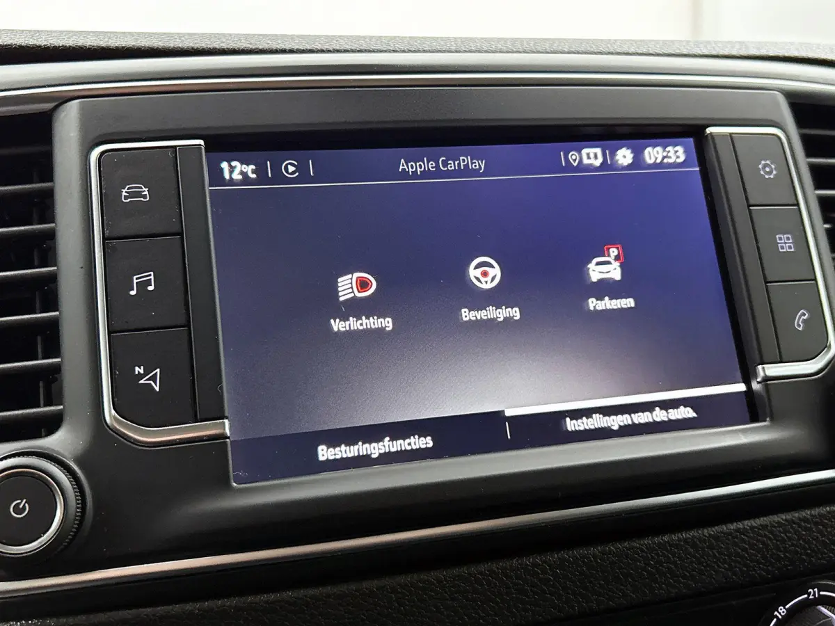 2.0 145pk L3H1 Edition Dubbele Cabine Automaat Airco Navigatie Parkeersensoren Trekhaak Cruise control Apple carplay Android auto