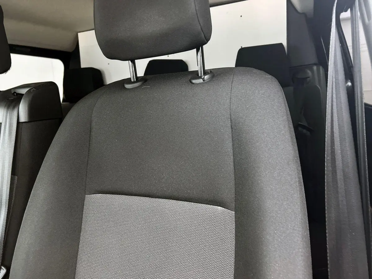 2.0 145pk L3H1 Edition Dubbele Cabine Automaat Airco Navigatie Parkeersensoren Trekhaak Cruise control Apple carplay Android auto