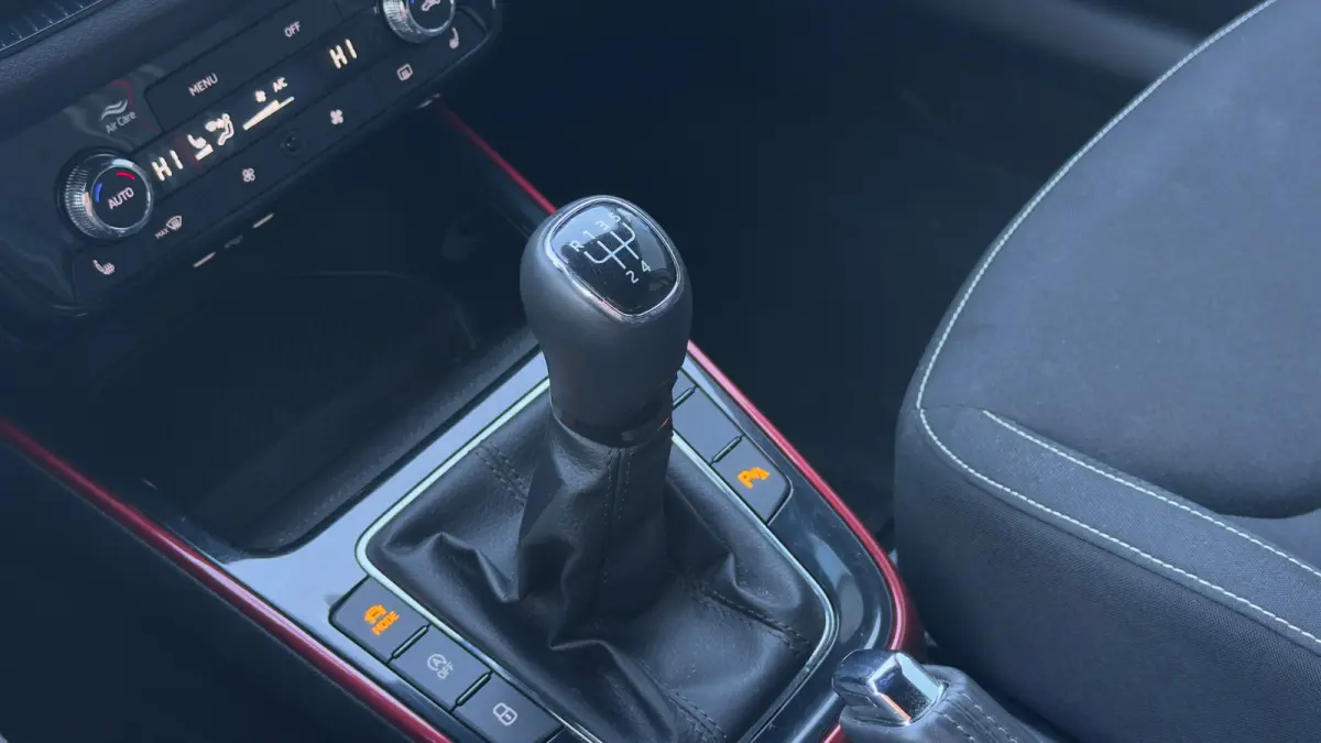 95pk 1.0 TSI Monte Carlo | Cruise Control | Stoelverwarming | Achteruitrijcamera | Carplay | Keyless | 17" |