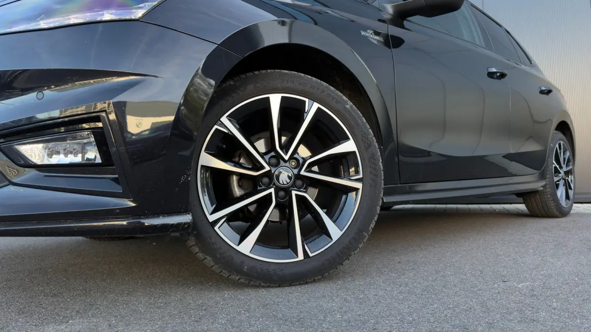 95pk 1.0 TSI Monte Carlo | Cruise Control | Stoelverwarming | Achteruitrijcamera | Carplay | Keyless | 17" |