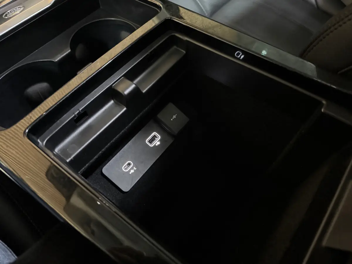 1.5 P300e AWD S 94% SOH|PANO SCHUIF KANTELDAK|CRUISECONTROL|360 CAM|CARPLAY ANDROID|E ZETELS|AMBIENT
