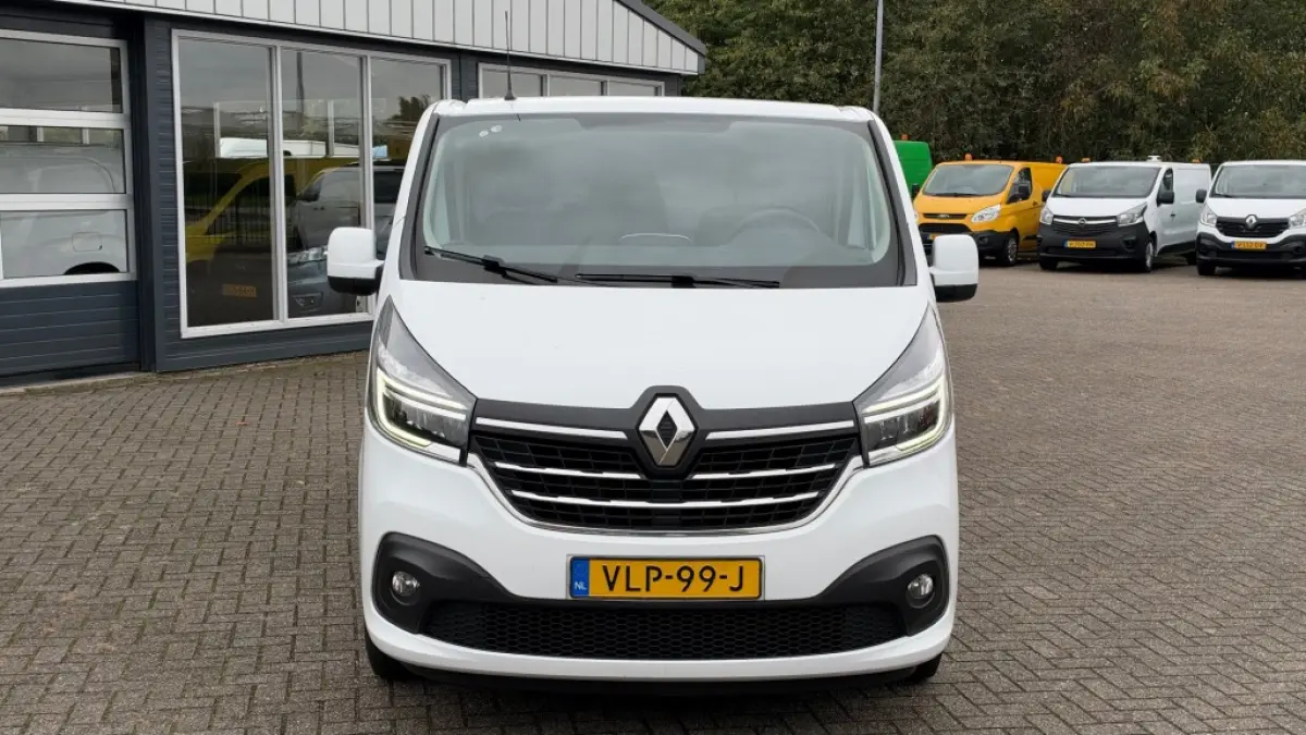 2.0 DCI 88KW 120PK L2H1 EURO 6 AIRCO/ CRUISE CONTROL/ NAVIGATIE/ BIJRIJDERSBANK / 100% DEALERONDERHOUDEN