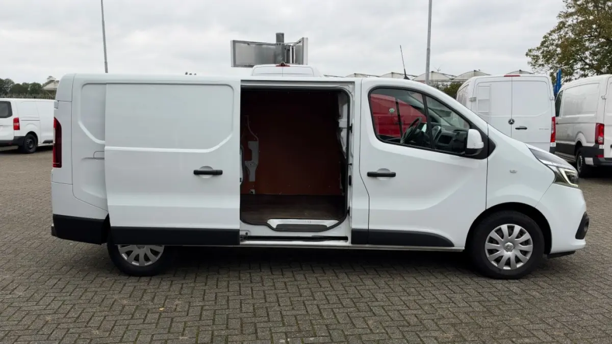 2.0 DCI 88KW 120PK L2H1 EURO 6 AIRCO/ CRUISE CONTROL/ NAVIGATIE/ BIJRIJDERSBANK / 100% DEALERONDERHOUDEN