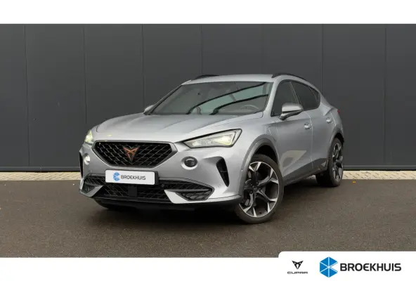 1.4 e-Hybrid 245pk VZ Performance | SOH: 96% | Trekhaak | Adaptive Cruise | Verwarmd Stuur | Achteruitrijcamera | 19" |
