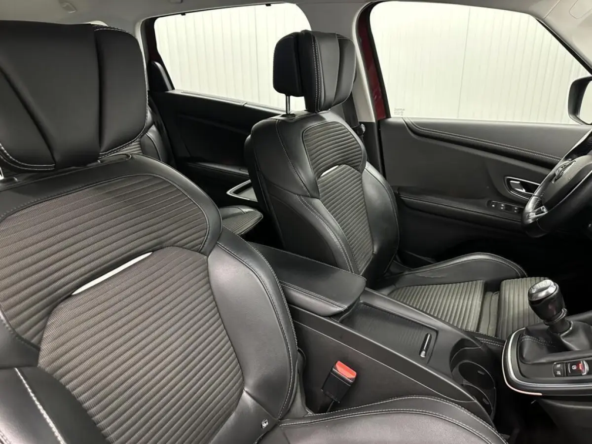 1.2 TCe Intens TREKHAAK CARPLAY NAVI CRUISE LM.