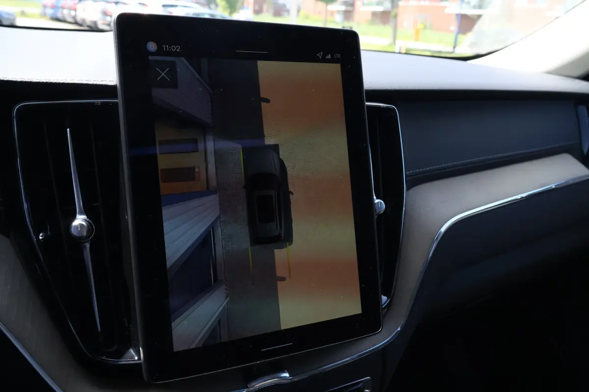 2.0 T6 Plug-in hybrid AWD Ultra Dark | Pano | Luchtvering | Trekhaak | Harman Kardon |