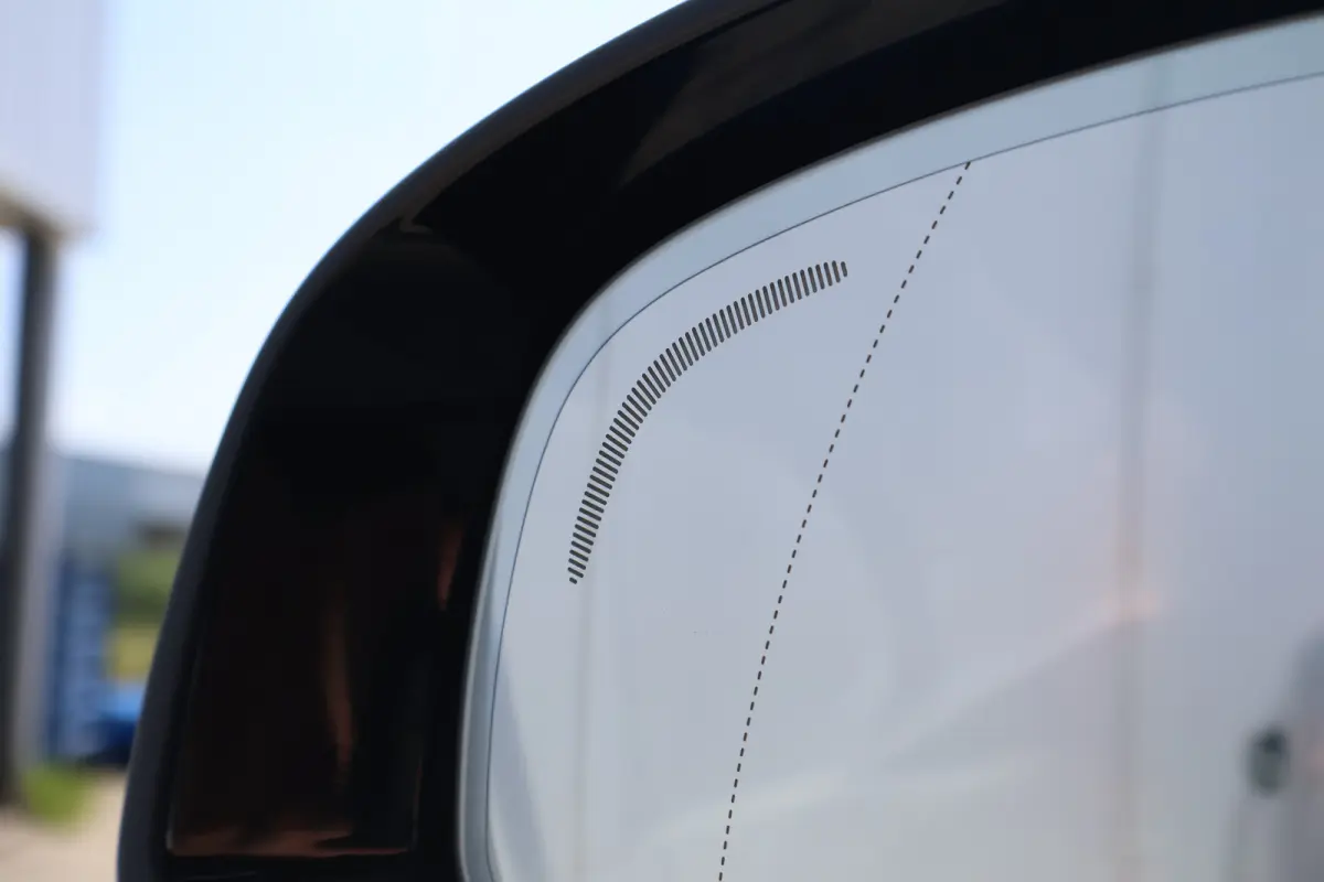 2.0 T6 Plug-in hybrid AWD Ultra Dark | Pano | Luchtvering | Trekhaak | Harman Kardon |