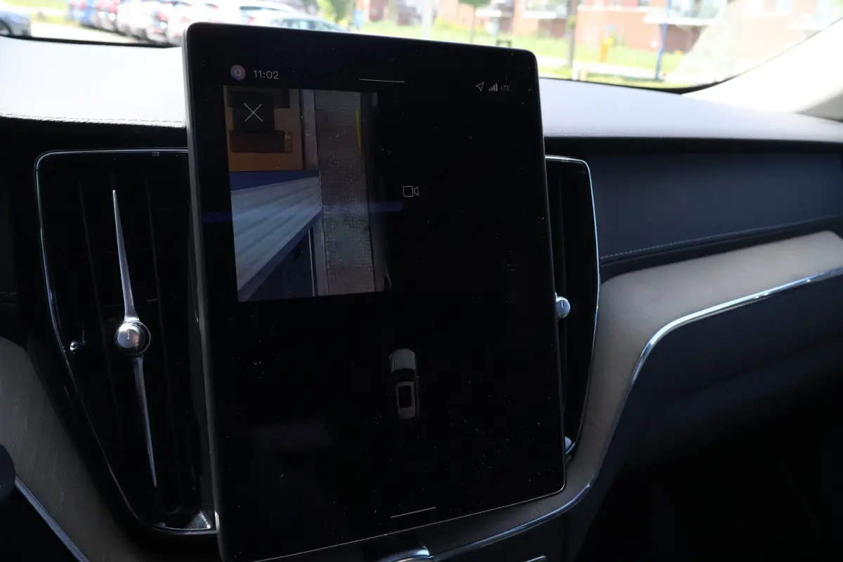 2.0 T6 Plug-in hybrid AWD Ultra Dark | Pano | Luchtvering | Trekhaak | Harman Kardon |