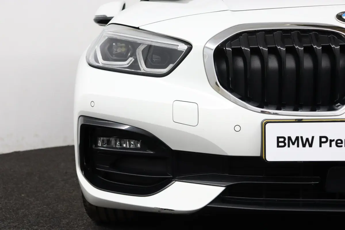 118i Executive Edition HiFi | Sportstoelen | Sport Line | Cruise Control | Executive