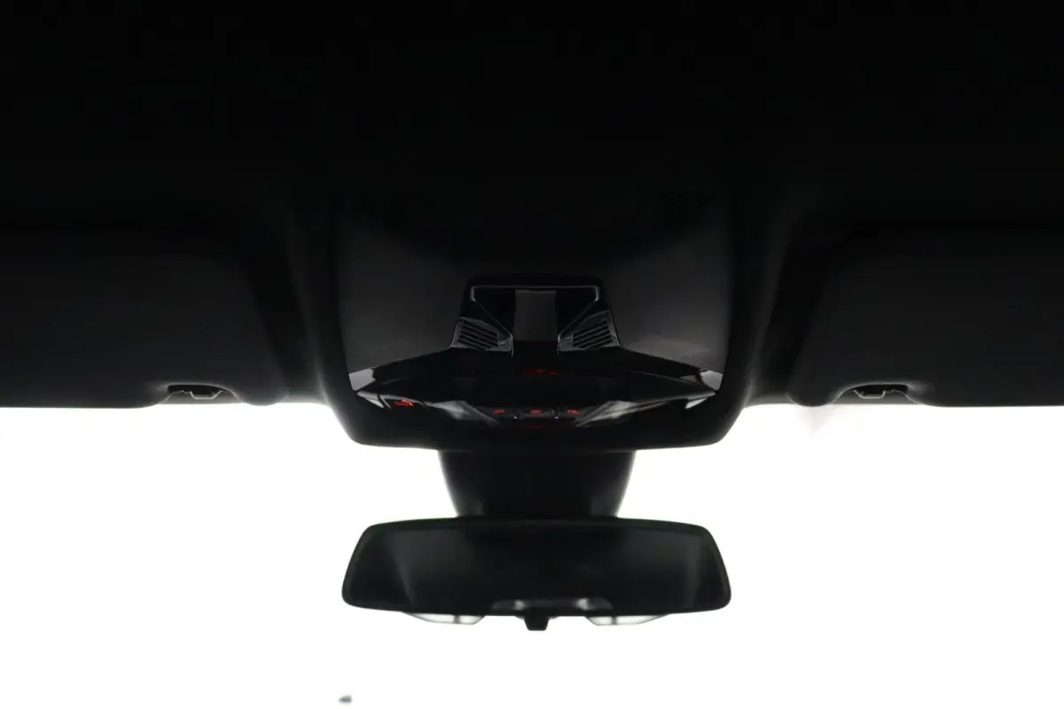 118i Executive Edition HiFi | Sportstoelen | Sport Line | Cruise Control | Executive