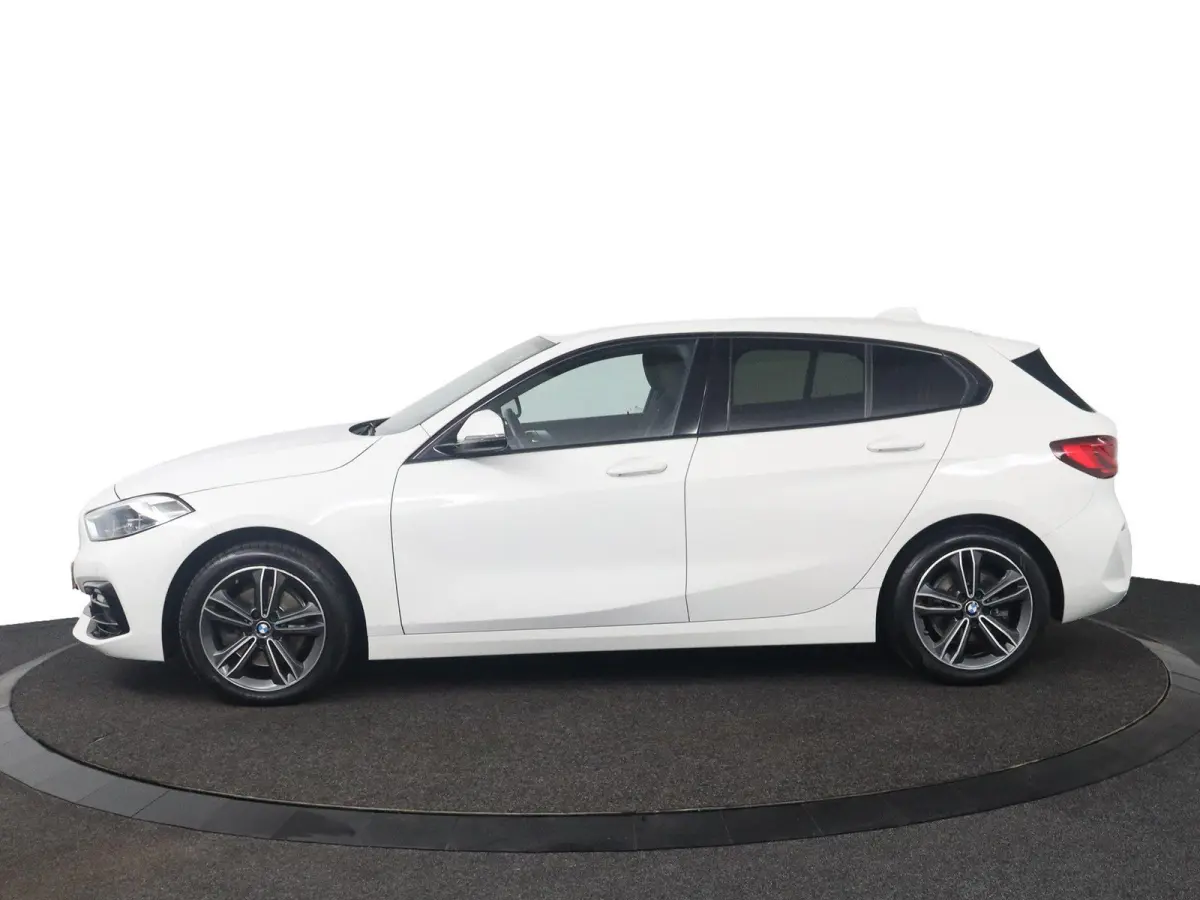 118i Executive Edition HiFi | Sportstoelen | Sport Line | Cruise Control | Executive