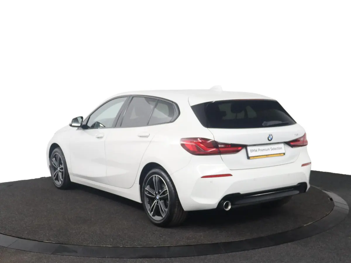 118i Executive Edition HiFi | Sportstoelen | Sport Line | Cruise Control | Executive