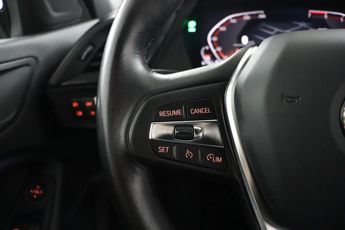 118i Executive Edition HiFi | Sportstoelen | Sport Line | Cruise Control | Executive