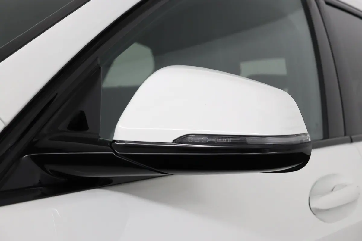 118i Executive Edition HiFi | Sportstoelen | Sport Line | Cruise Control | Executive