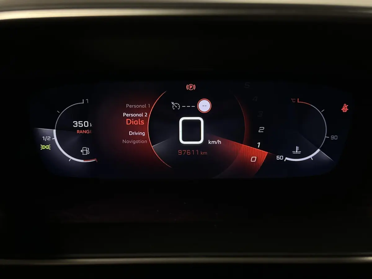 1.2 PureTech Allure Pack TREKHAAK CAMERA ECC CRUISE LM NAVI CARPLAY.
