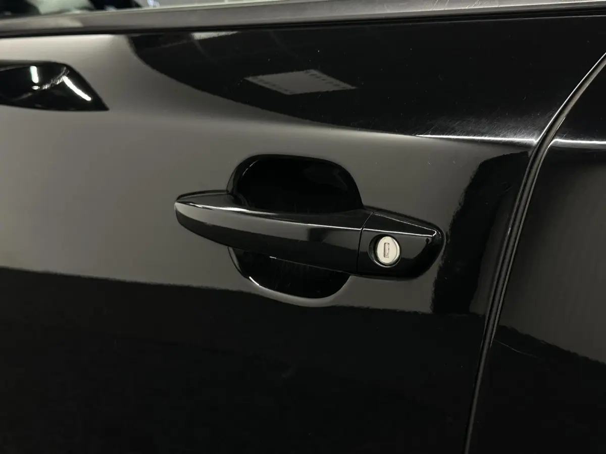 1.2 PureTech Allure Pack TREKHAAK CAMERA ECC CRUISE LM NAVI CARPLAY.