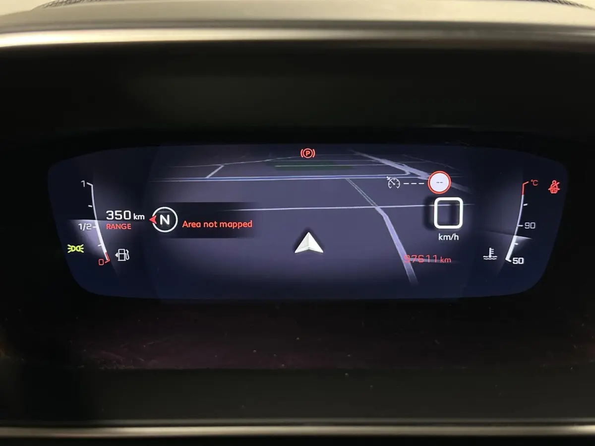 1.2 PureTech Allure Pack TREKHAAK CAMERA ECC CRUISE LM NAVI CARPLAY.