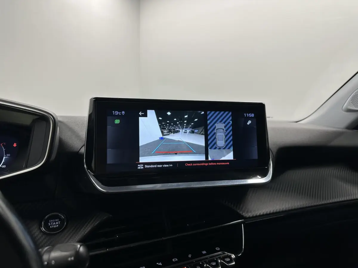 1.2 PureTech Allure Pack TREKHAAK CAMERA ECC CRUISE LM NAVI CARPLAY.