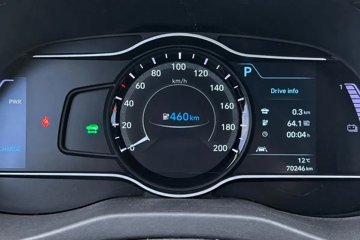 EV Fashion 64 kWh SOH 99.5% |FASE 3|1E EIG|DEALEROND|HEADSUP|CAMERA|APPLECARPLAY|NAVI|ADAPT.CRUISE|LANE.ASS|||KRELL