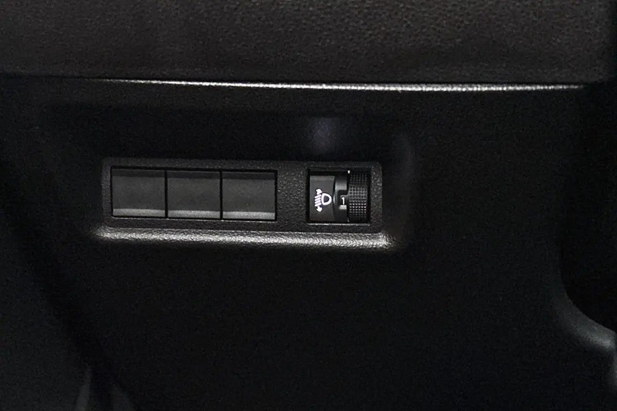 RED 54 kWh SOH 96% Apple CarPlay Climate Control