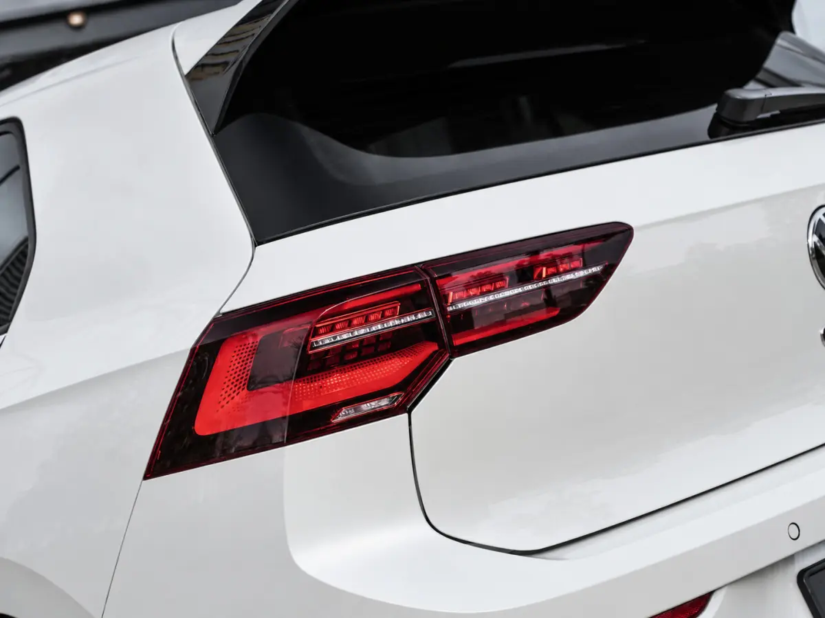 2.0 TSI GTI 45 Jahre|PANO|LEER|HK|AKRAPROVIC