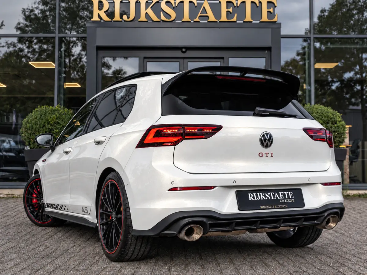 2.0 TSI GTI 45 Jahre|PANO|LEER|HK|AKRAPROVIC