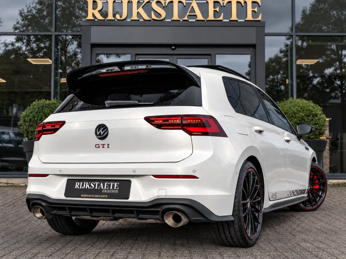 2.0 TSI GTI 45 Jahre|PANO|LEER|HK|AKRAPROVIC