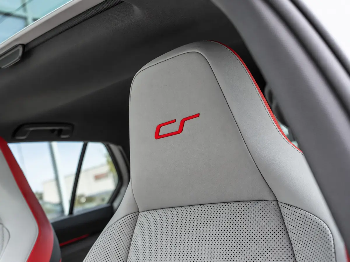 2.0 TSI GTI 45 Jahre|PANO|LEER|HK|AKRAPROVIC