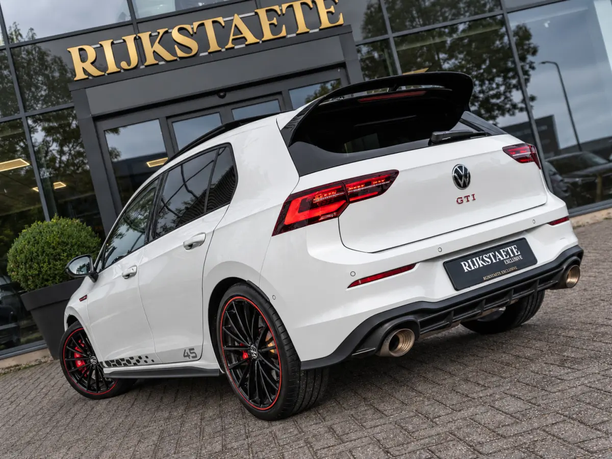 2.0 TSI GTI 45 Jahre|PANO|LEER|HK|AKRAPROVIC