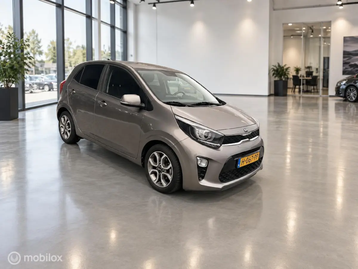 1.0 MPi DynamicPlusLine | Slechts 51.469 KM | CarPlay | Navigatie | Camera | LM Velgen